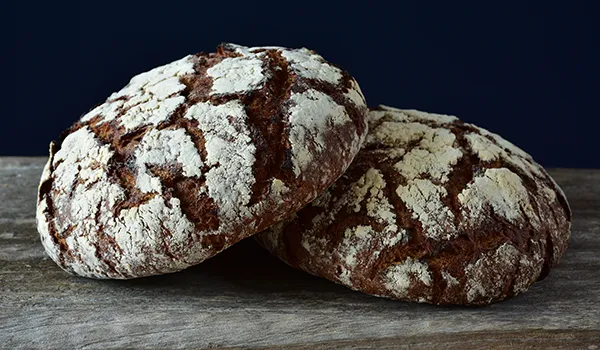 Roggenbrotlaibe
